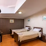 Hotel семеен търнава 3*